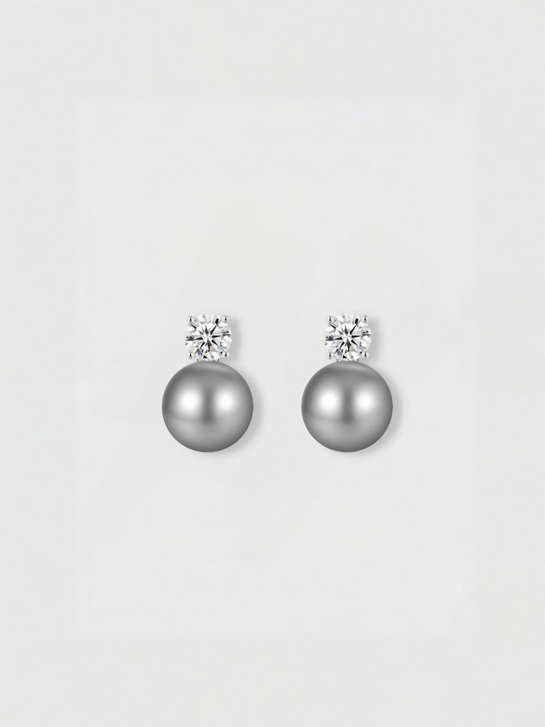 Gem Grey Pearl Studs