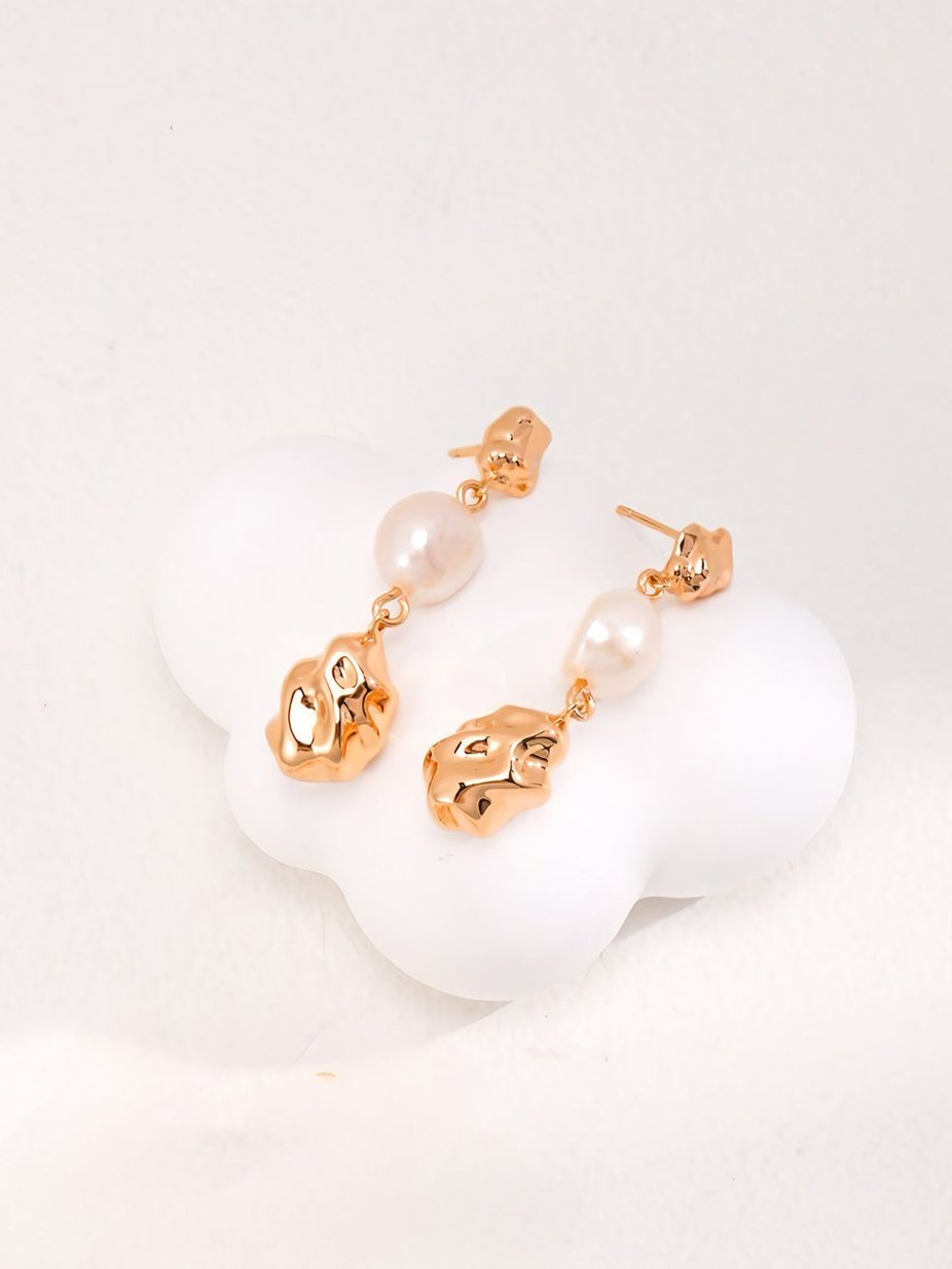 Baroque Pearl Kiss Earrings-Earrings-SoulAdorne