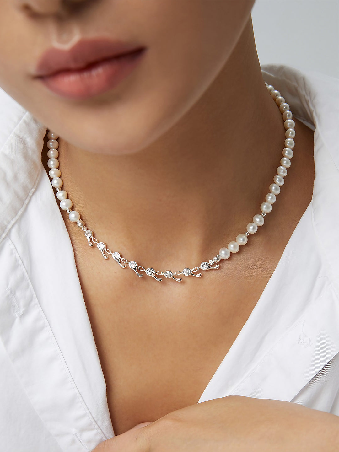 Glimmer Pearl Garland Necklace-Necklaces-SoulAdorne