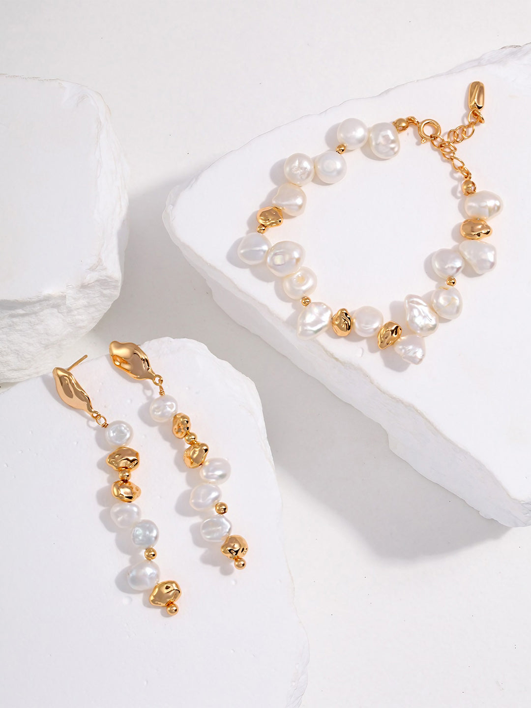 Golden Pearl Elegance Bracelet-Bracelets-SoulAdorne