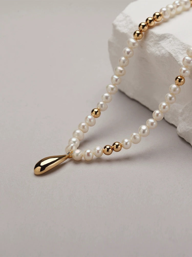 Golden Teardrop Pearl Necklace-Necklaces-SoulAdorne