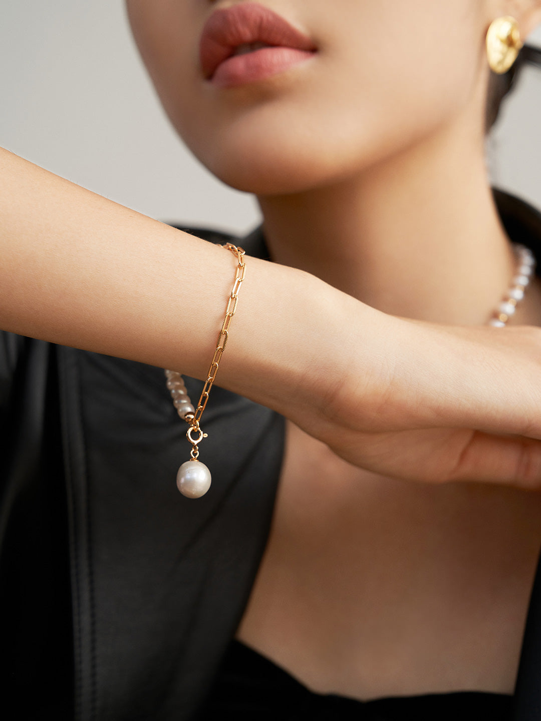 Luminous Harmony Pearl Bracelet-Bracelets-SoulAdorne