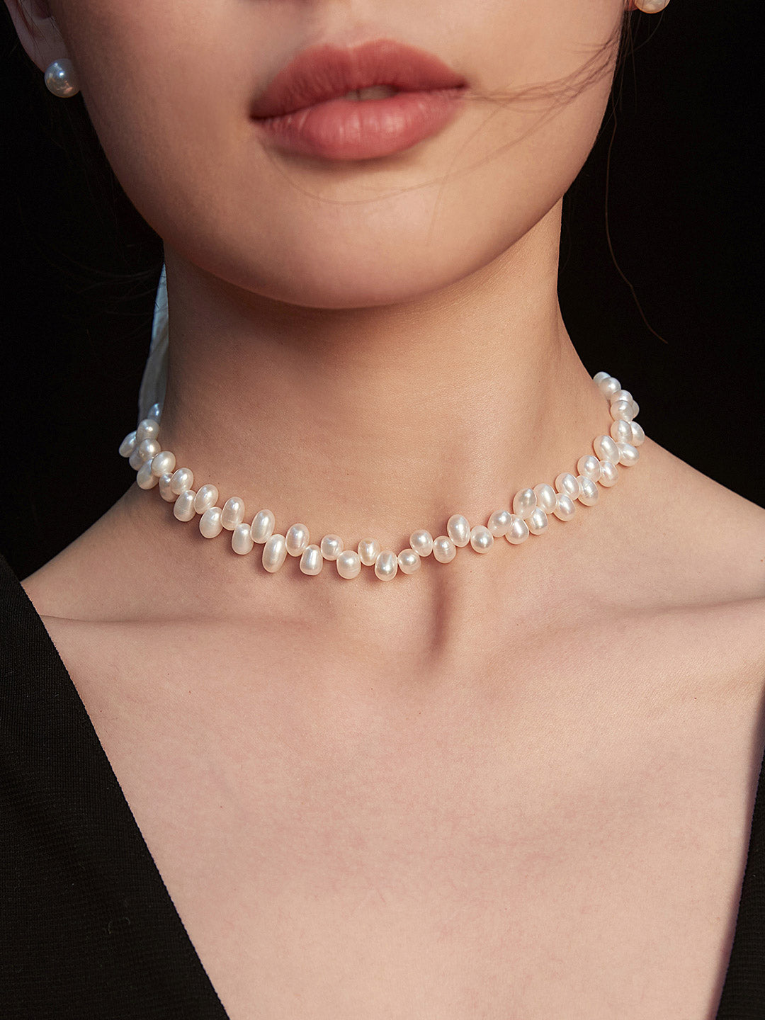 Lustrous Elegance Pearl Necklace-Necklaces-SoulAdorne