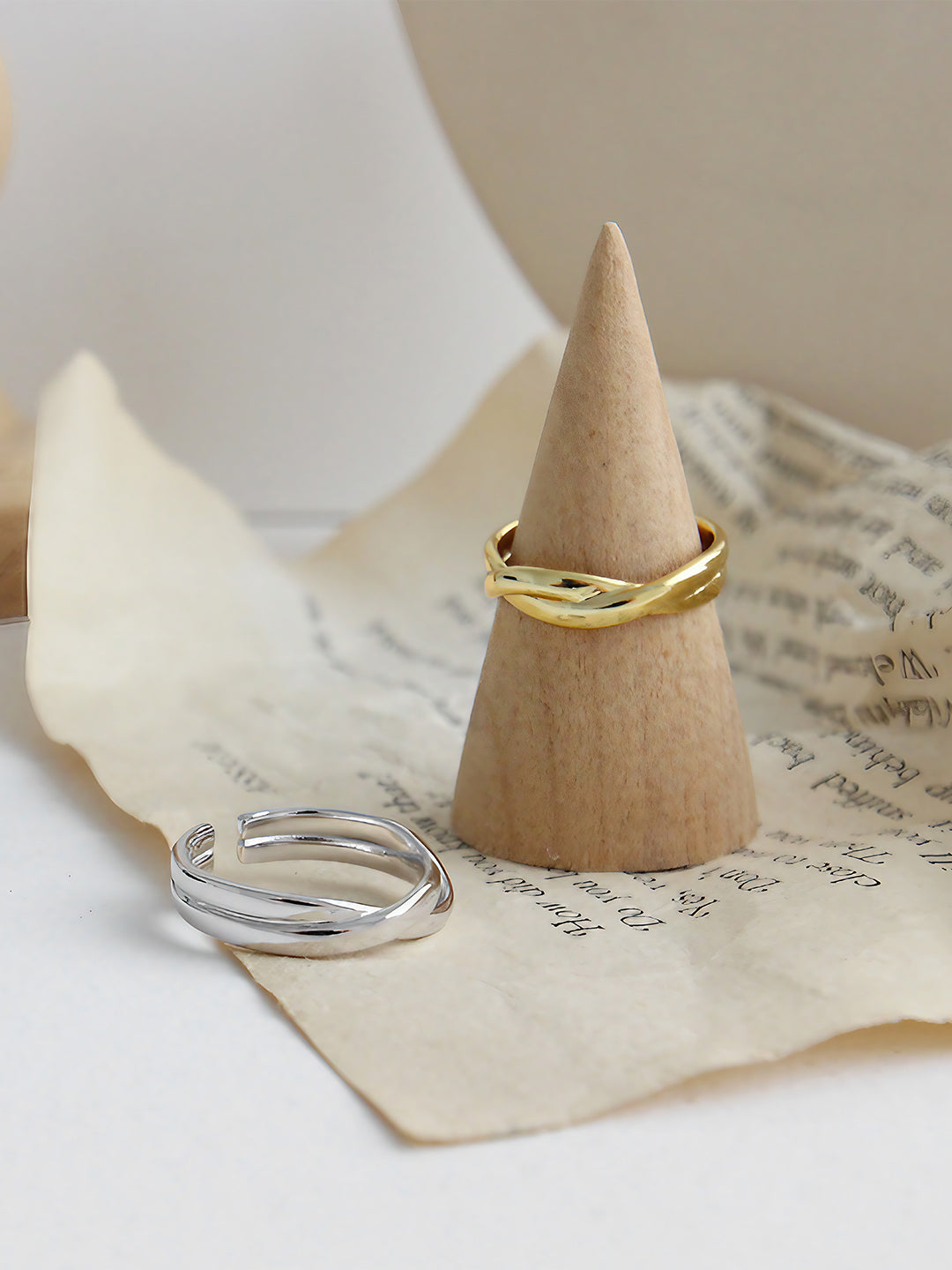 Serenity Loop Ring-Rings-SoulAdorne