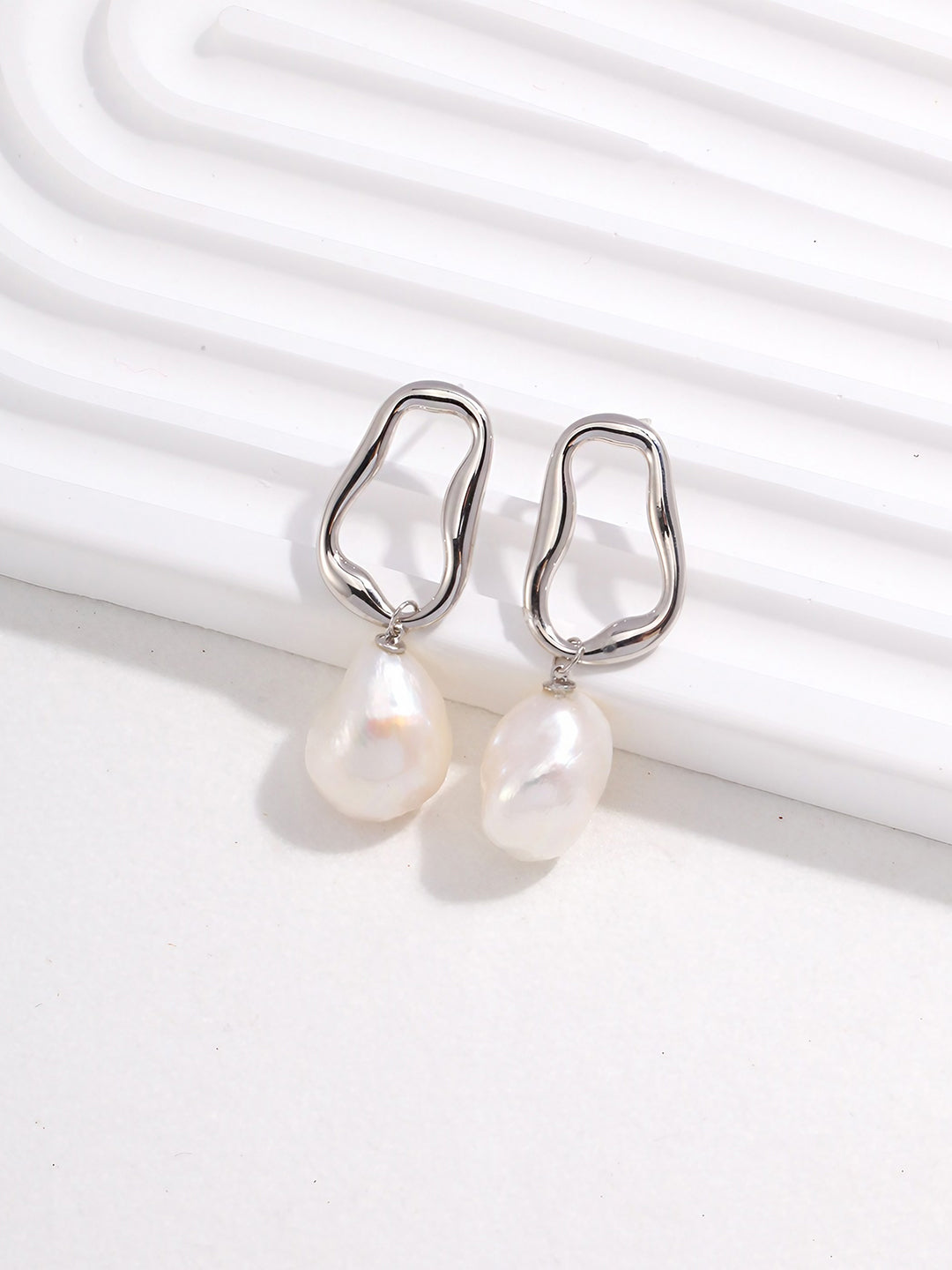 Twisted Silhouette Pearl Earrings-Earrings-SoulAdorne