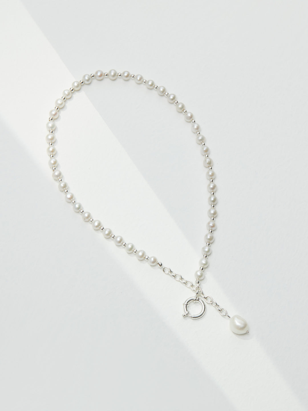 Pearl Droplet Circle Choker